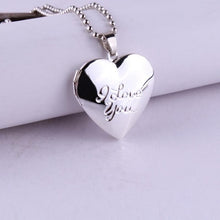 Load image into Gallery viewer, Hart Locket Pendant Necklace