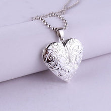 Load image into Gallery viewer, Hart Locket Pendant Necklace