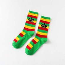 Load image into Gallery viewer, Weed Leaf Crew Socks